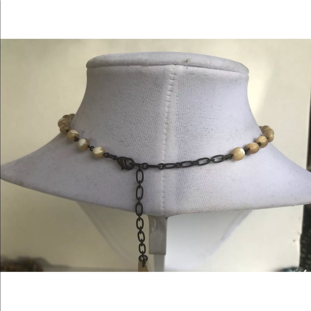 CHICOS earth tone shells beads delicate necklace - Picture 4 of 4